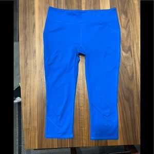 Fabletics cropped leggings